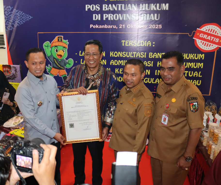 Dinas Kebudayaan dan Pariwisata Kota Pekanbaru Hadiri Peresmian Pos Bantuan Hukum dan Penandatanganan Kerjasama oleh Menteri Hukum dan HAM RI